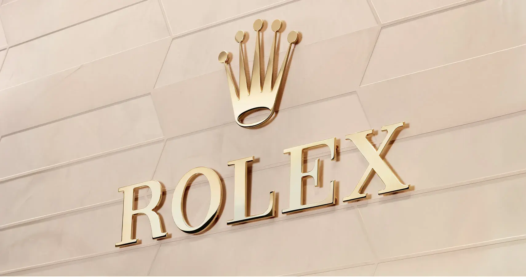 closeup of Rolex crown